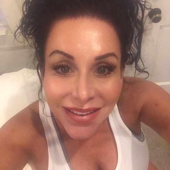 Meet your Posher, Chris - Picture 8 of 16